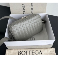 Promotional Bottega Veneta Men's Small Camera Bag in Intrecciato Leather 755923 Misty Rain 2025