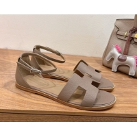 Classic Practical Hermes Santorini Flat Sandals in Epsom Calfskin Grey H082013 0820186