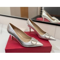 Good Looking Valentino VLogo Signature Pumps 7.5cm in Calfskin Leather and Strass Silver VA082102