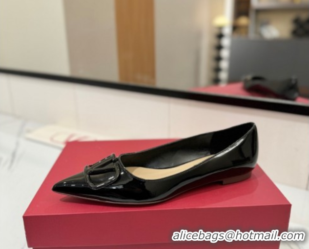 Buy Discount Valentino VLogo Signature Flat Shoes in Patent Calfskin Black 2025 VA082104