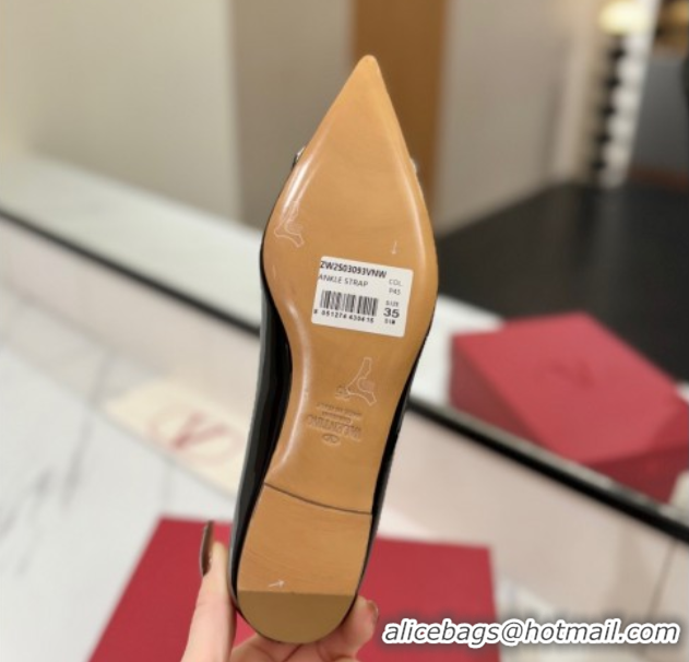 Buy Discount Valentino VLogo Signature Flat Shoes in Patent Calfskin Black 2025 VA082104