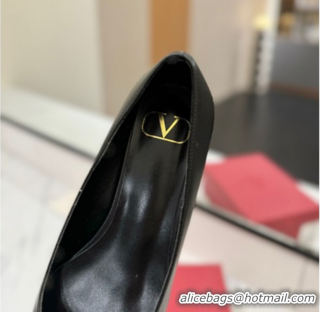 Low Price Valentino VLogo Signature Flat Shoes in Calfskin Leather Black/Gold 2025 VA082104