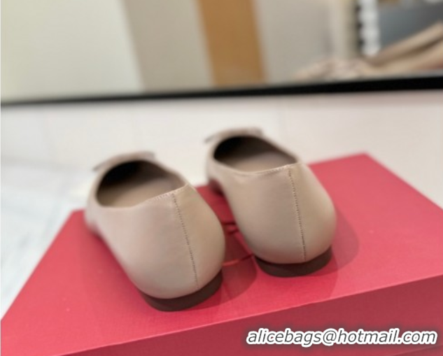 Best Price Valentino VLogo Signature Flat Shoes in Calfskin Leather Dusty Nude 2025 VA082104