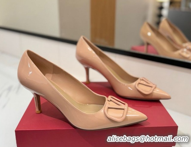 Pretty Style Valentino VLogo Signature Pumps 7.5cm in Patent Calfskin Pale Pink 2025 VA082104