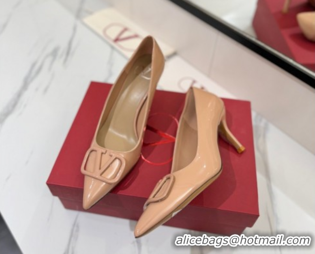 Pretty Style Valentino VLogo Signature Pumps 7.5cm in Patent Calfskin Pale Pink 2025 VA082104