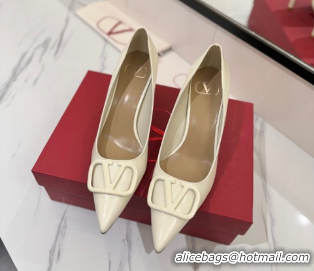 Top Grade Valentino VLogo Signature Pumps 7.5cm in Patent Calfskin White 2025 VA082104
