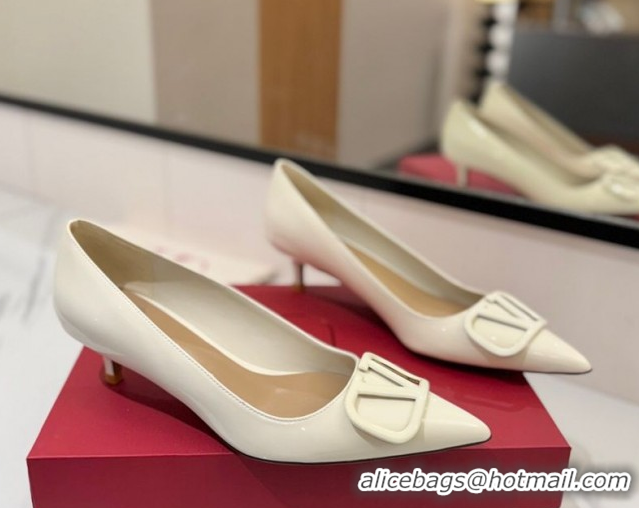 Shop Duplicate Valentino VLogo Signature Pumps 4.5cm in Patent Calfskin White 2025 VA082104