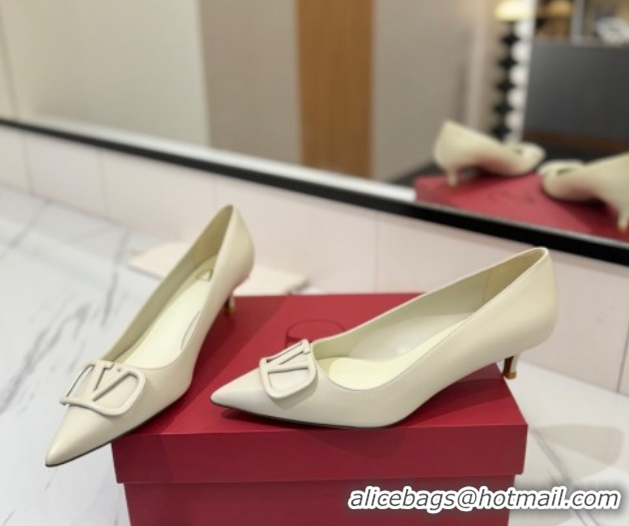 Charming Valentino VLogo Signature Pumps 4.5cm in Calfskin Leather All White 2025 VA082104