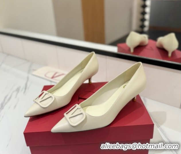 Charming Valentino VLogo Signature Pumps 4.5cm in Calfskin Leather All White 2025 VA082104