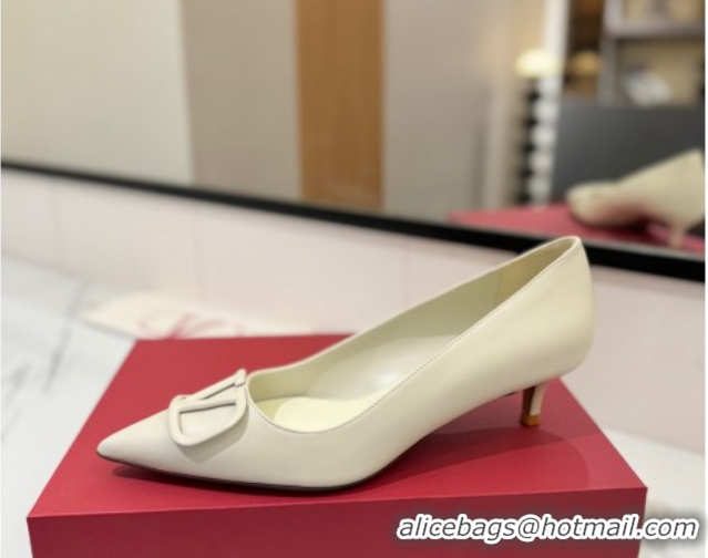 Charming Valentino VLogo Signature Pumps 4.5cm in Calfskin Leather All White 2025 VA082104