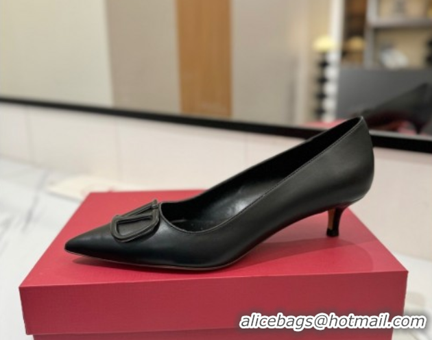 Sumptuous Valentino VLogo Signature Pumps 4.5cm in Calfskin Leather All Black 2025 VA082104