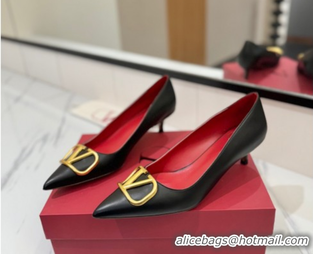 Classic Hot Valentino VLogo Signature Pumps 4.5cm in Calfskin Leather Black2 2025 VA082104