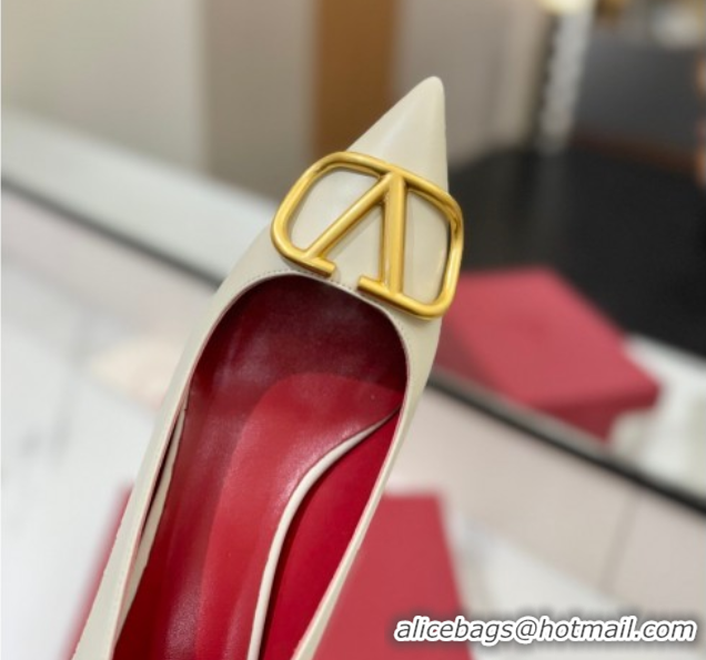 Purchase Valentino VLogo Signature Pumps 4.5cm in Calfskin Leather White/Gold 2025 VA082104