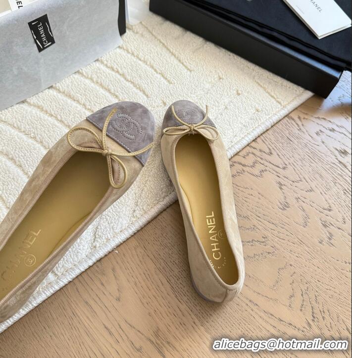 Grade Quality Chanel CC 25C Ballet Flat With Bow Two-tone Suede CH1023 Beige/Grey