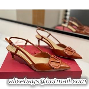 Best Grade Valentino VLogo Signature Slingback Pumps 4.5cm in Patent Calfskin Brown VA082111