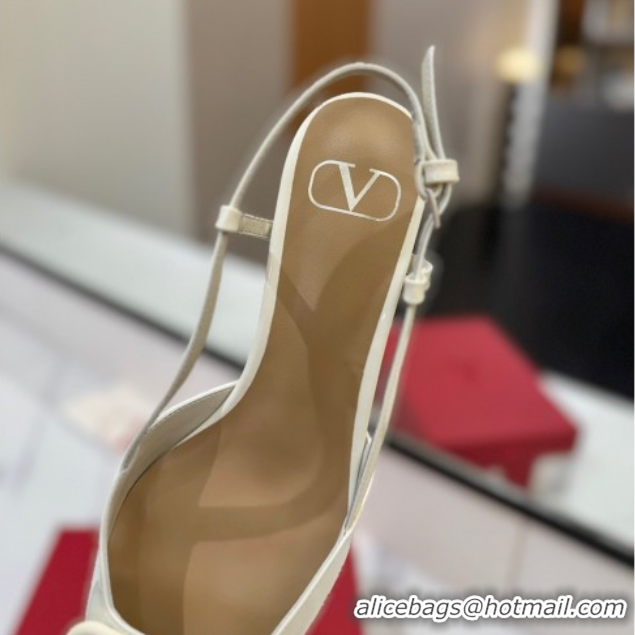 Classic Hot Valentino VLogo Signature Slingback Pumps 4.5cm in Patent Calfskin White 2025 VA082111