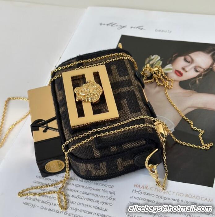 Trendy Design Versace x Fendi Baguette Charm in Brown FF jacquard fabric 8567A 2025