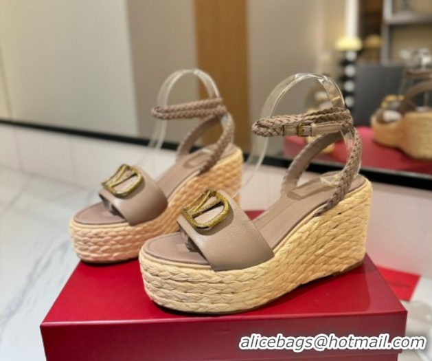 Unique Style Valentino VLogo Grainy Calfskin Wedge Sandals 9cm Dusty Beige 2025 VA082113 0821128