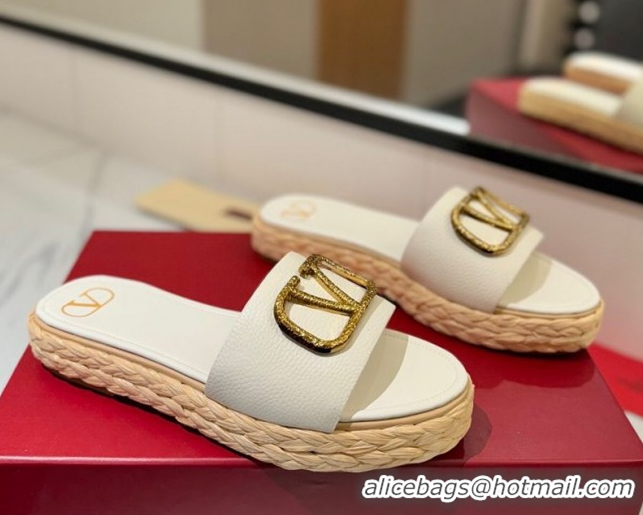 Durable Valentino VLogo Grainy Calfskin Flat Slides Sandal White/Gold 2025 VA082114 0821138