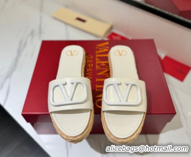 Luxury Valentino VLogo Calfskin Leather Flat Slides Sandal White 2025 VA082114 0821143