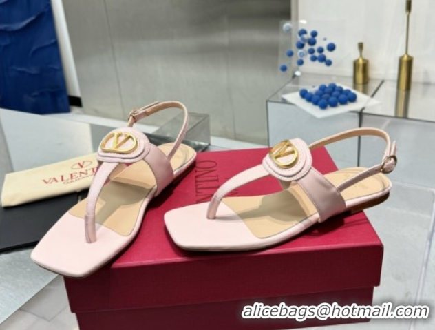 Luxurious Valentino Vlogo Signature Flat Thong Sandals in Calfskin Light Pink 0902052