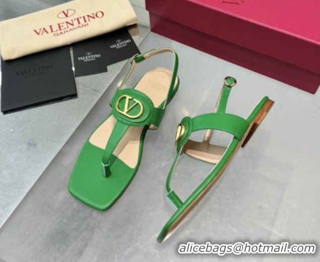 Best Grade Valentino Vlogo Signature Flat Thong Sandals in Calfskin Green 0902057