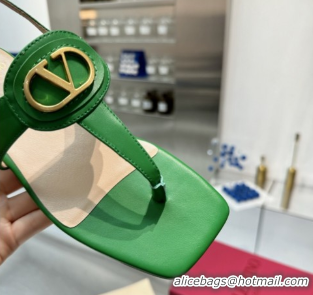 Best Grade Valentino Vlogo Signature Flat Thong Sandals in Calfskin Green 0902057