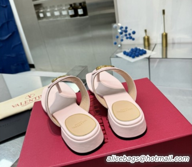Pretty Style Valentino Vlogo Signature Flat Thong Slides Sandal in Calfskin Light Pink 0902061