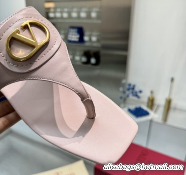 Pretty Style Valentino Vlogo Signature Flat Thong Slides Sandal in Calfskin Light Pink 0902061
