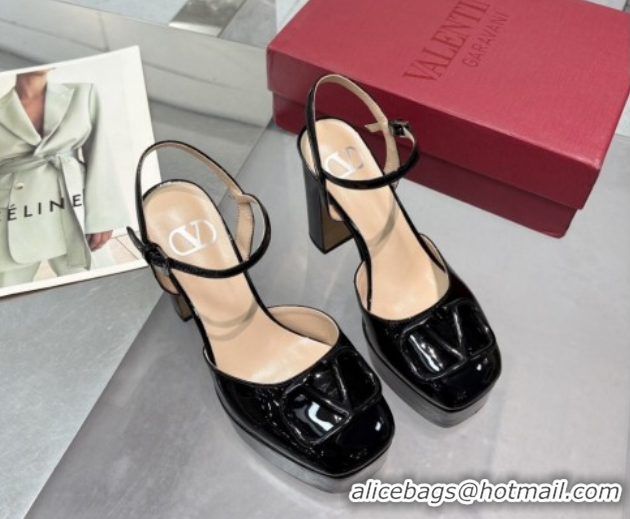 Perfect Valentino Vlogo Signature Platform Pumps 11cm in Patent Leather Black 0902073