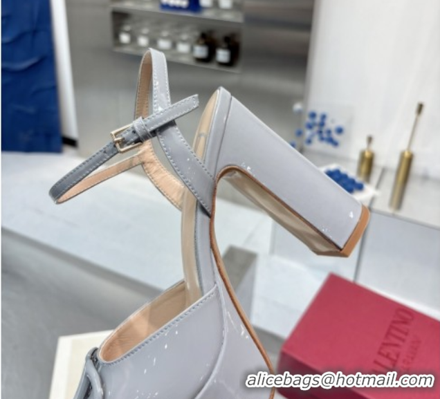 Good Quality Valentino Vlogo Signature Platform Pumps 11cm in Patent Leather Grey 0902074
