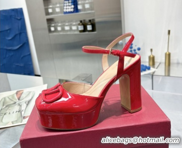 Purchase Valentino Vlogo Signature Platform Pumps 11cm in Patent Leather Red 0902075