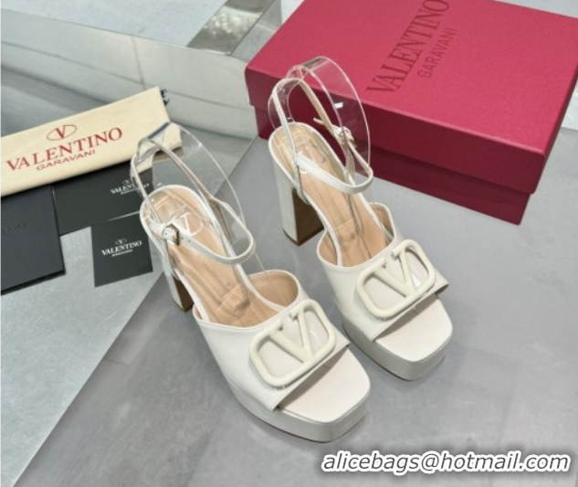 Stylish Valentino Vlogo Signature Platform Sandals 11cm in Patent Leather White 0902088
