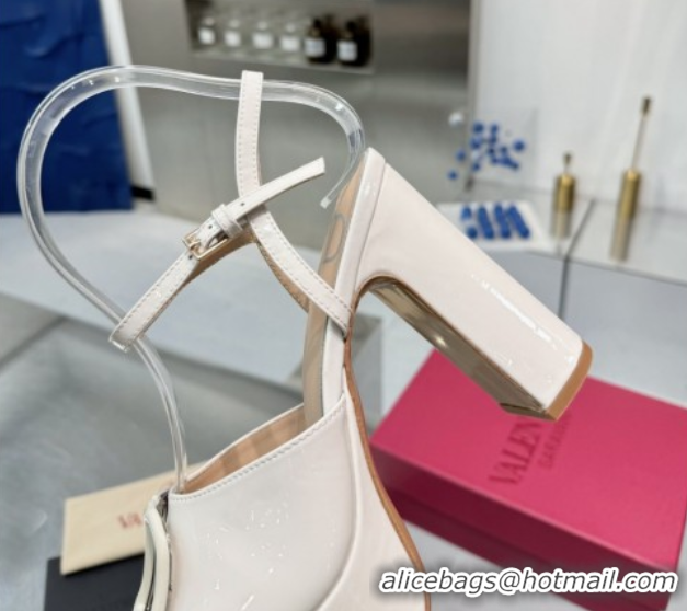 Stylish Valentino Vlogo Signature Platform Sandals 11cm in Patent Leather White 0902088