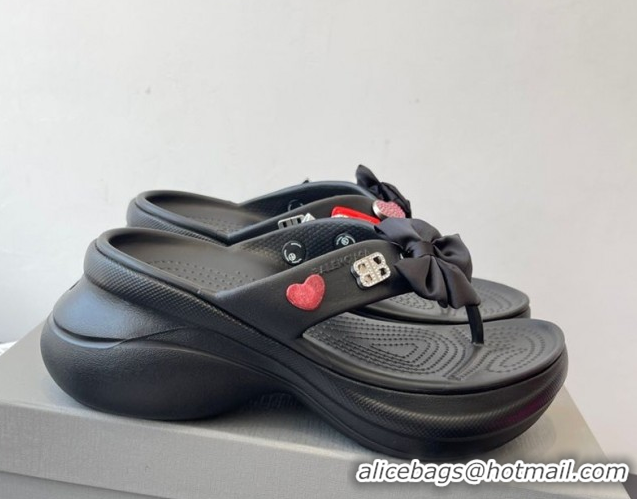 Top Design Balenciaga Women's Crocs™ Thong Slides Sandal in Rubber with Charm Black 0827023