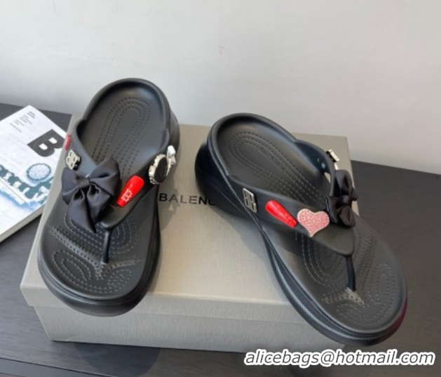 Top Design Balenciaga Women's Crocs™ Thong Slides Sandal in Rubber with Charm Black 0827023
