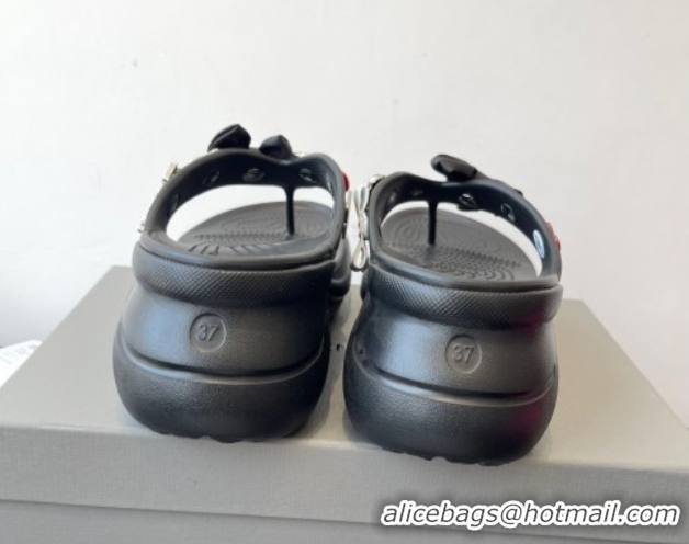 Top Design Balenciaga Women's Crocs™ Thong Slides Sandal in Rubber with Charm Black 0827023