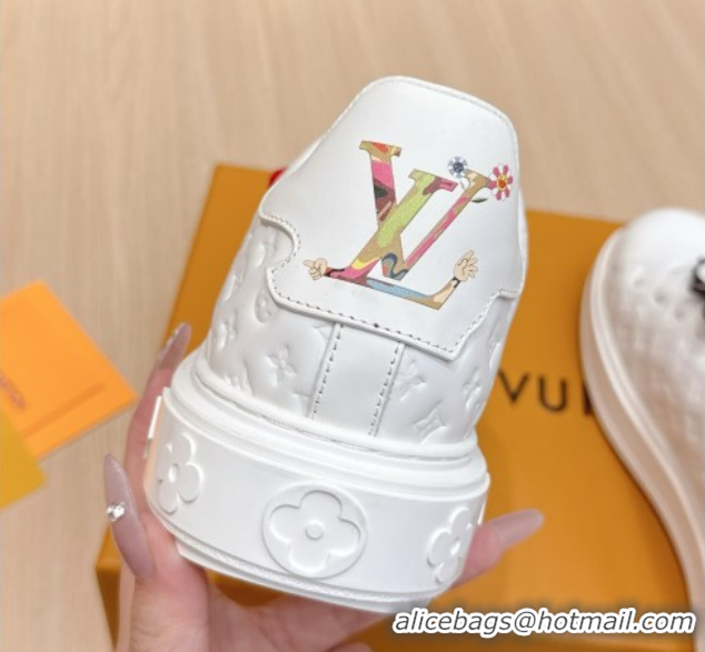 Trendy Design Louis Vuitton Time Out Sneakers 4cm in White Monogram Leather with Charm 0829011