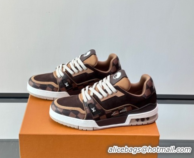 Pretty Style Louis Vuitton LV Trainer Sneakers in Nubuck Leather and Damier Canvas 1AIN14 Brown