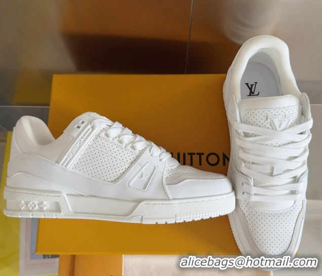 Grade Quality Louis Vuitton LV Trainer Sneakers in Perforated Leather White 0829026