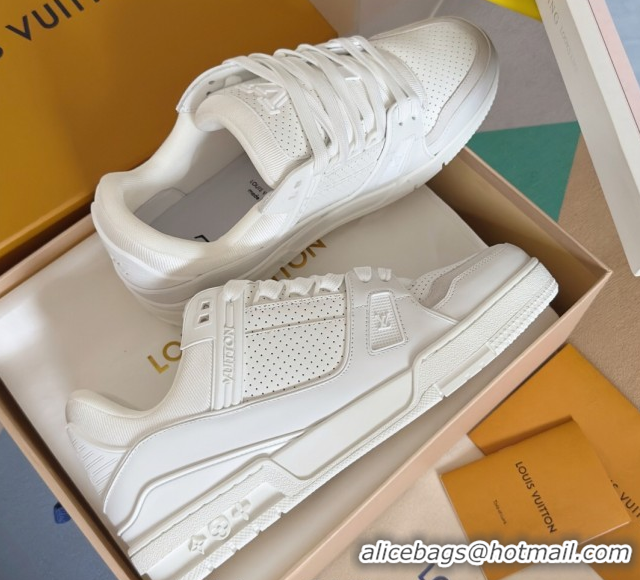 Grade Quality Louis Vuitton LV Trainer Sneakers in Perforated Leather White 0829026