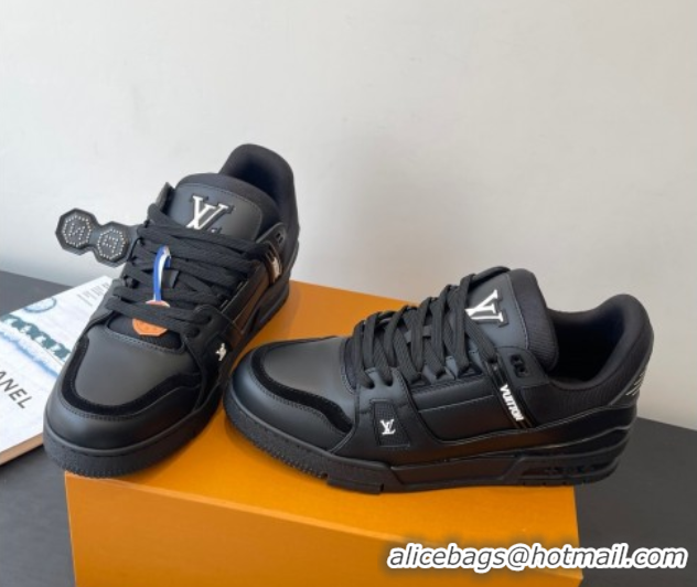 Durable Louis Vuitton LV Trainer Sneakers in Plain Leather 1AIKR9 Black 0829033