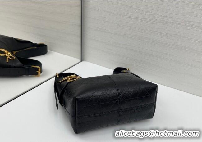 Top Design Dior Small Voyage Bag in Flat Macrocannage Crinkled Calfskin Leather 2845 Black 2025