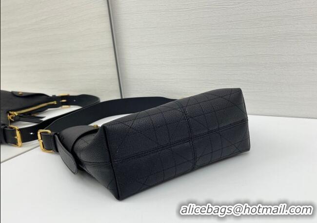 Buy Fashionable Dior Small Voyage Bag in Flat Macrocannage Grained Calfskin Leather 2845 Black 2025