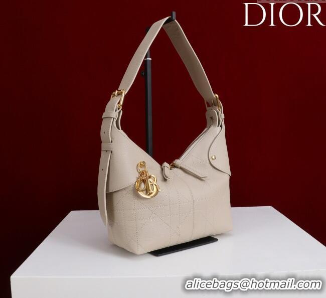 Luxury Cheap Dior Small Voyage Bag in Flat Macrocannage Grained Calfskin Leather 2845 Powder Beige 2025