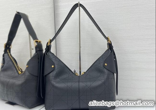 Top Grade Dior Medium Voyage Bag in Flat Macrocannage Grained Calfskin Leather 2846 Black 2025