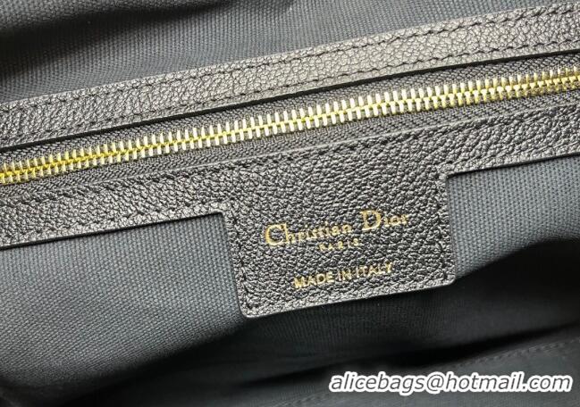 Top Grade Dior Medium Voyage Bag in Flat Macrocannage Grained Calfskin Leather 2846 Black 2025