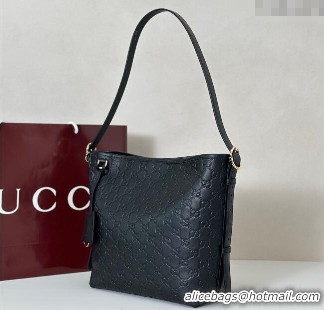 Top Design Gucci GG Leather Emblem small shoulder bag 848881 Black 2025