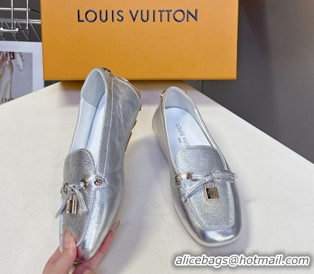 Perfect Louis Vuitton Flore Car Shoe Loafers in Grained Leather 1AICKY Silver