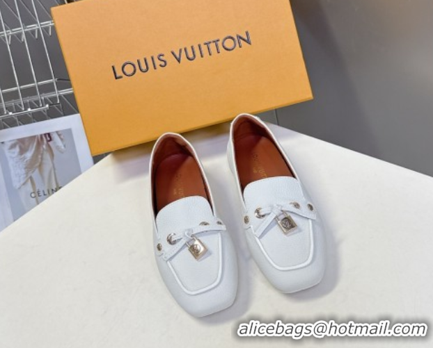 Unique Style Louis Vuitton Flore Car Shoe Loafers in Grained Leather 1AICKY White